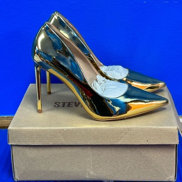 Steve Madden Shoes - Size 8- Women’s Steve Madden Vala Gold Pumps Heels NEW